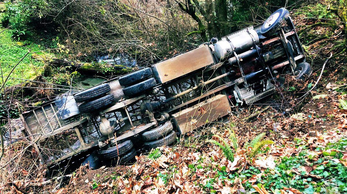 Thurston County drivers on 15th Avenue Northeast should expect delays after a semi-truck rolled off the road and into Woodland Creek, according to Lacey Fire District 3.