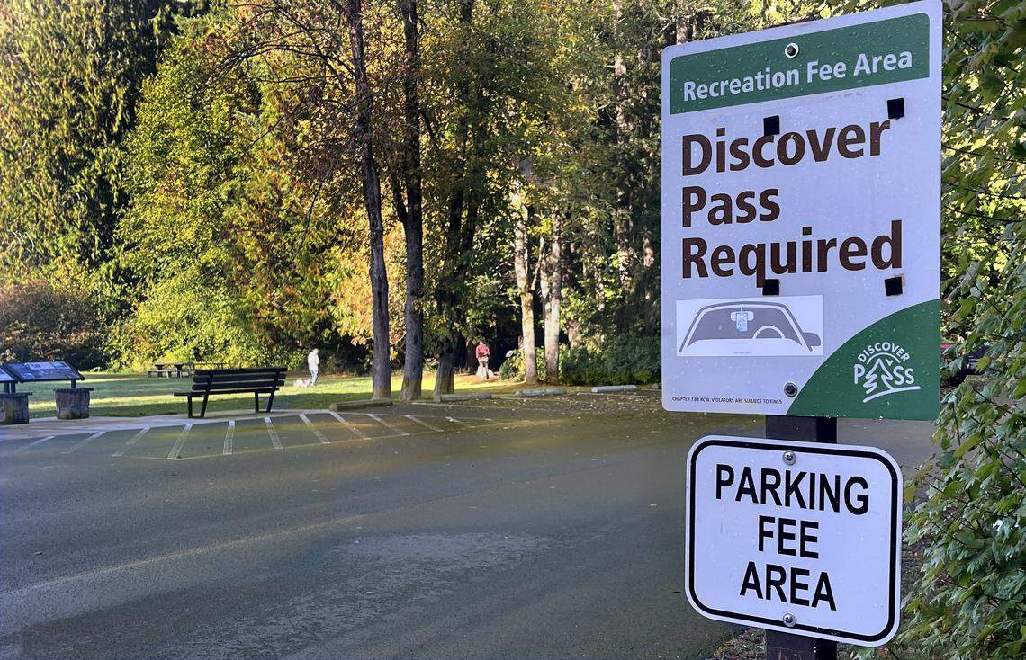 A beautiful fall morning arrives at Millersylvania State Park near Olympia, Wa. on Tuesday, Sept. 30, 2025. 