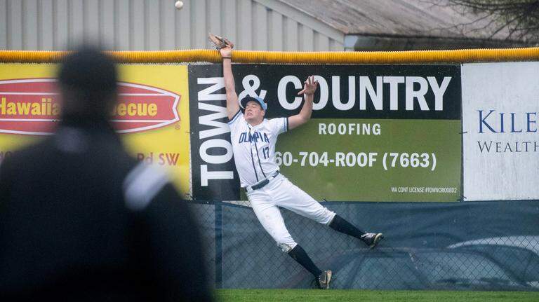 Puyallup baseball tops Olympia, 6-2