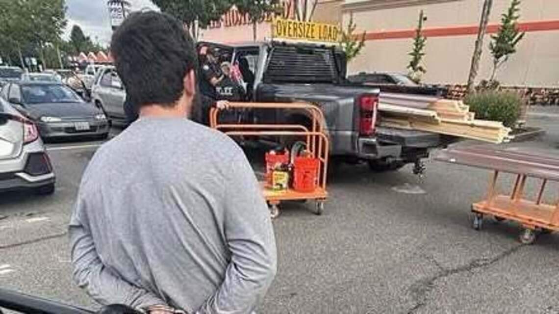 3 men may have ties to $400,000 in theft at regional stores, Lacey police say