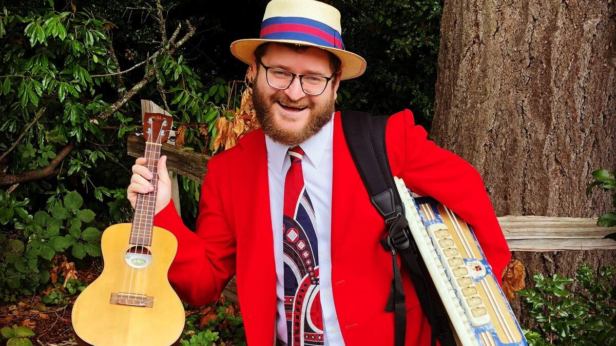 Musician/filmmaker Scott Steven Erickson will be among the performers in Lord Franzannian’s Royal Olympian Spectacular Vaudeville Show.