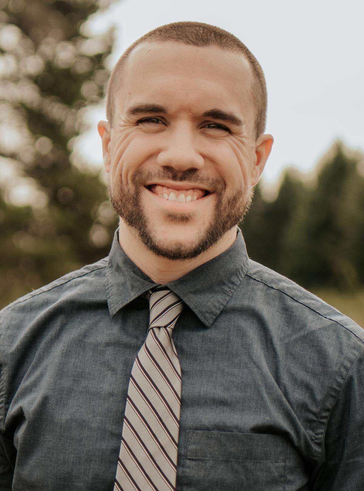 Derek Sanders, a 28-year-old deputy at the Thurston County Sheriff’s Office, is challenging Sheriff John Snaza in the 2022 election cycle.