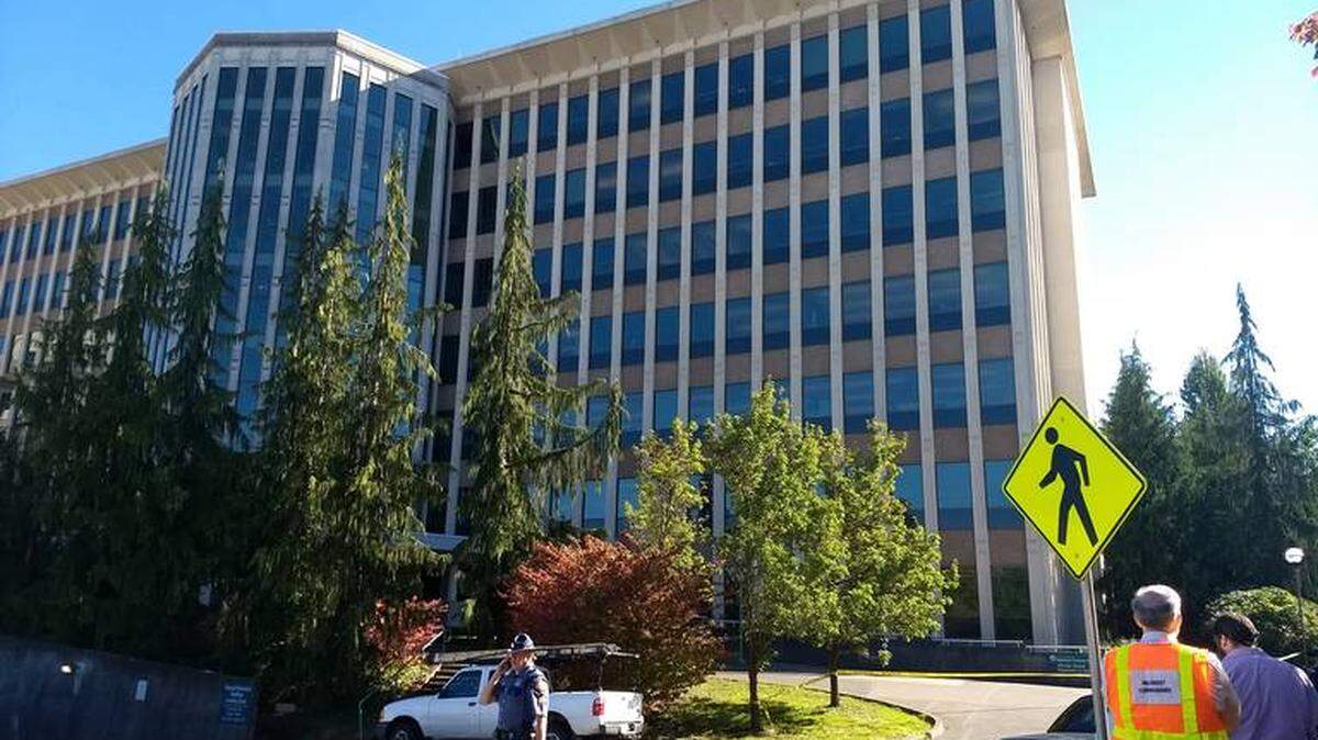 The state Highways and Licensing building was closed Wednesday after a sewage backup caused flooding on Tuesday, the state Department of Enterprises services announced.