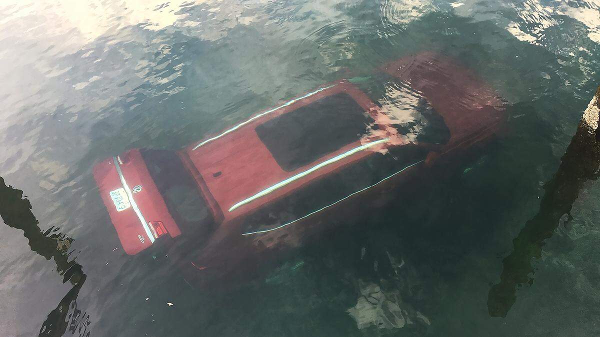 A Volkswagen SUV had to be pulled out of the water at Boston Harbor Marina late Monday after it rolled down the boat launch and floated away before sinking, according to the Thurston County Sheriff’s Office.