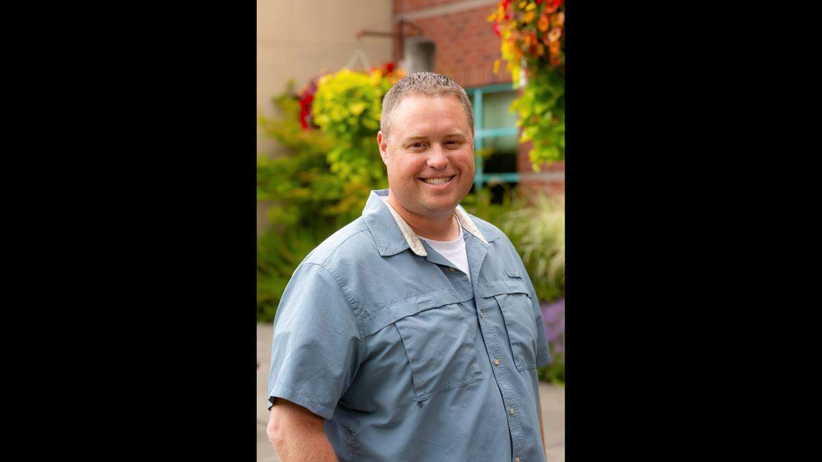 Paul Simmons was hired as Tumwater’s new City Administrator after the City Council approved a new contract on Jan. 6, 2026.