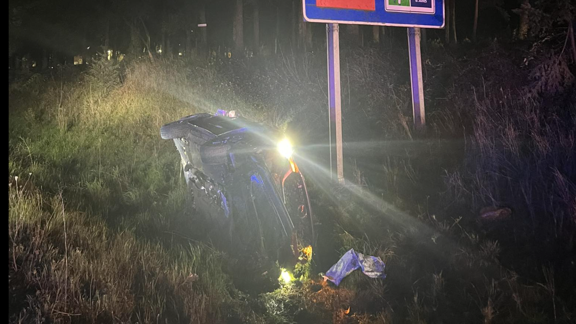 Pursuit ends after driver crashes car at Lacey I-5 exit Saturday morning, Sheriff says