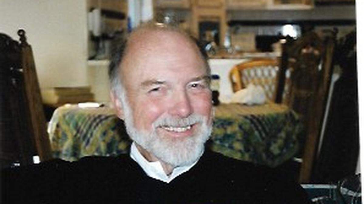 Les Eldridge, a community leader, Thursday County commissioner, author, and historian, died Aug. 1 from congestive heart failure.