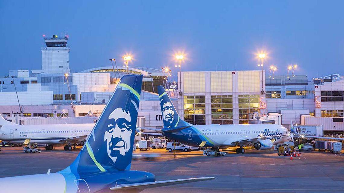 Washington lawmakers reportedly at Hawaii conference as residents are urged not to travel