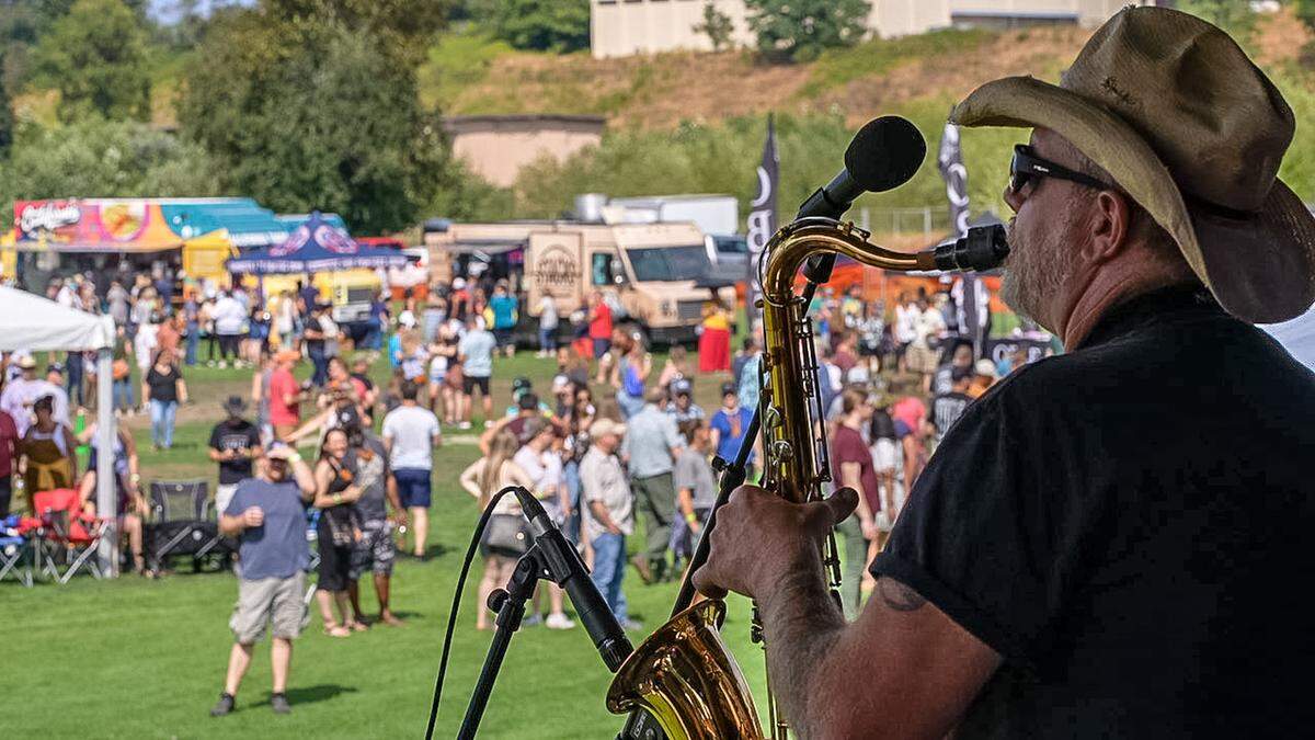 The Tumwater Artesian Brewfest draws crowds with bands — such as the Low Wires, who played in 2022 — and beverages from more than 40 breweries, cideries and distilleries.