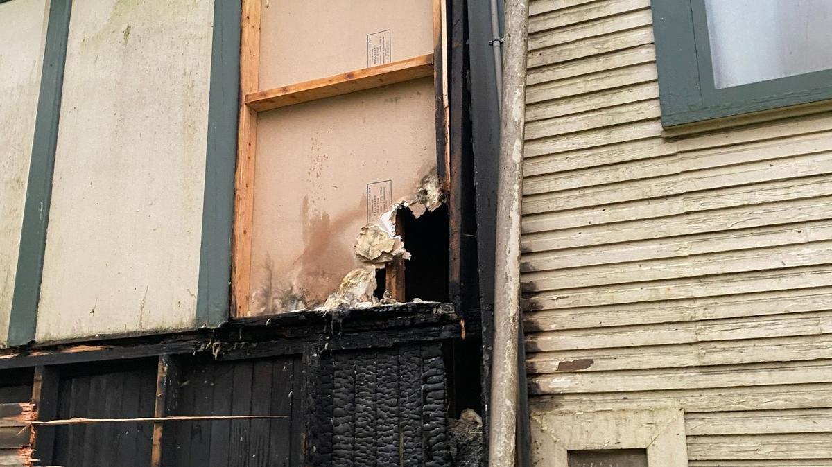 A homeless man was arrested Jan. 23 on suspicion of 2nd-degree arson after he was seen on surveillance footage trying to set fire to the Brewmaster’s House in Tumwater on Jan. 21.