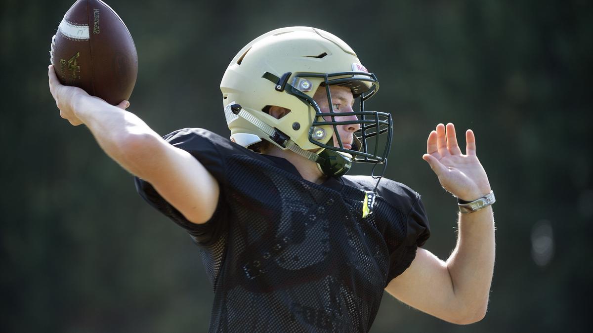 Timberline senior quarterback Hunter Campau returns to lead the Blazers offense in 2018. He is shown during preseason football practice at Timberline High School in Lacey on Thursday, Aug. 23, 2018.