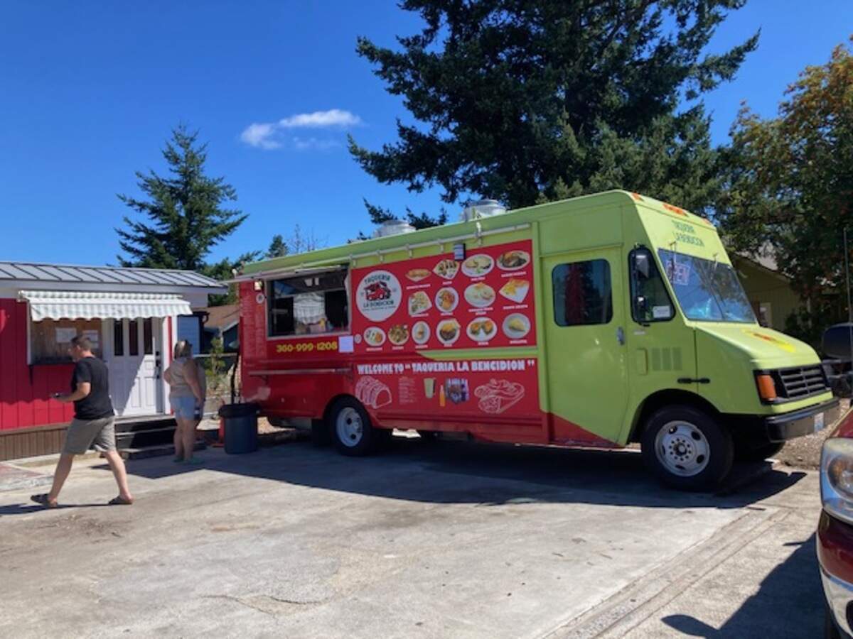 The food truck, Taqueria La Bendicion, at the new pocket park at 1400 Bethel St. NE.