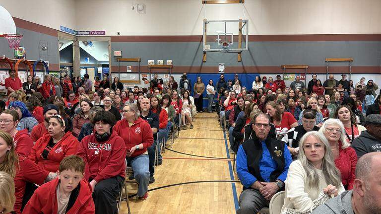 Thurston Co. school board doesn’t act on layoffs after public outcry at meeting