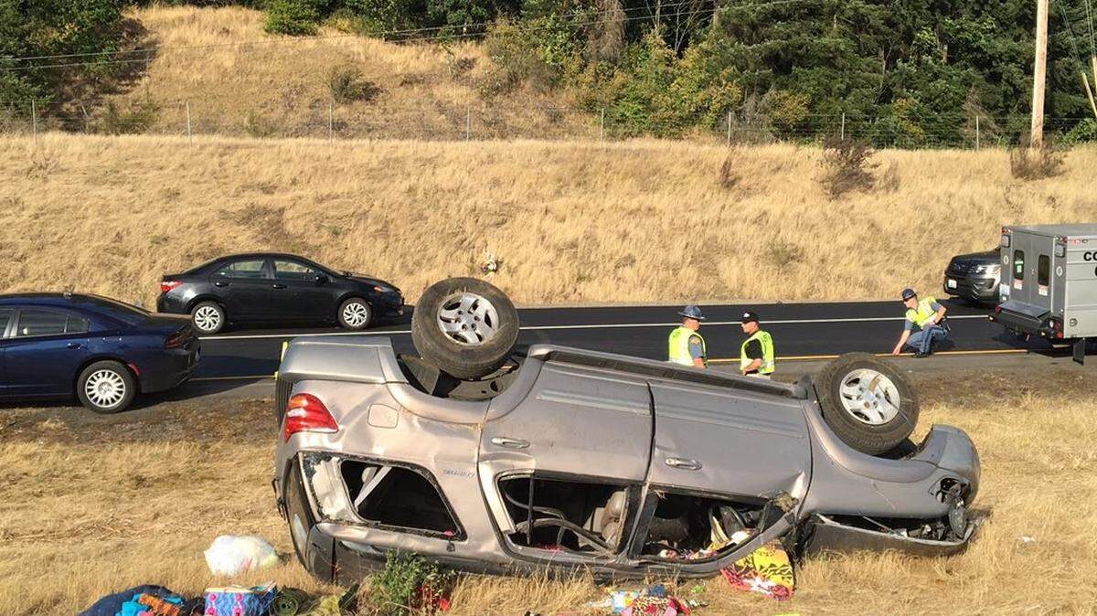 Three Lakewood residents died in a horrific crash Saturday afternoon after their SUV rolled and ejected five of the six occupants, according to the Washington State Patrol.