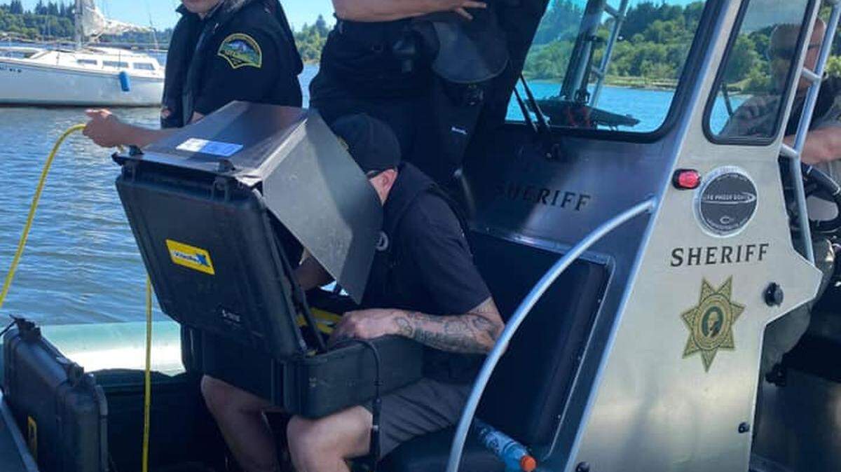 The Thurston County Sheriff’s Office dive team and marine services unit searched for a man Sunday afternoon on West Bay who tried to swim from one anchored boat to another. They eventually recovered his body.