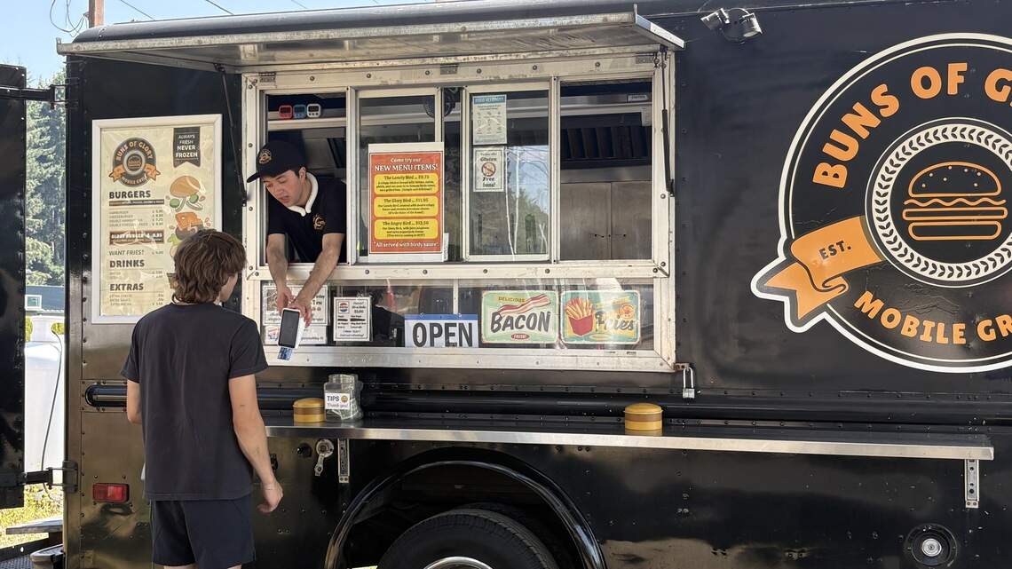 Olympia-area burger joint with fresh patties eyes brick-and-mortar location