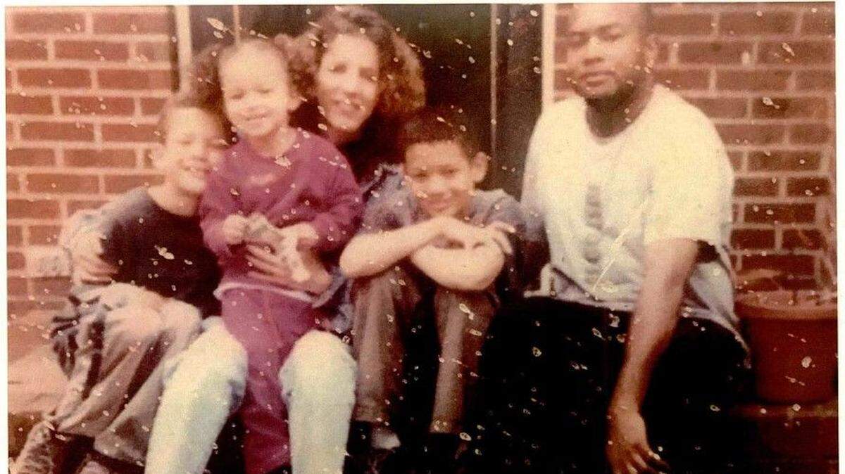 Weldon Mills (victim) with his family.