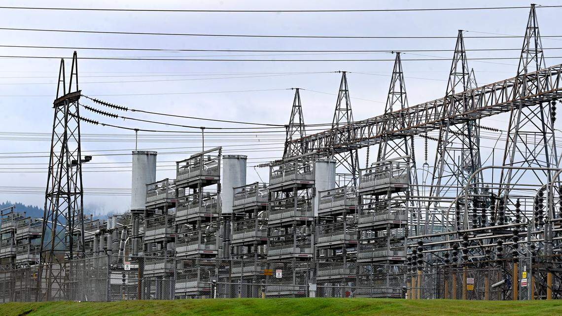 Lawmaker warns of rising blackout risk in Washington amid push for clean energy