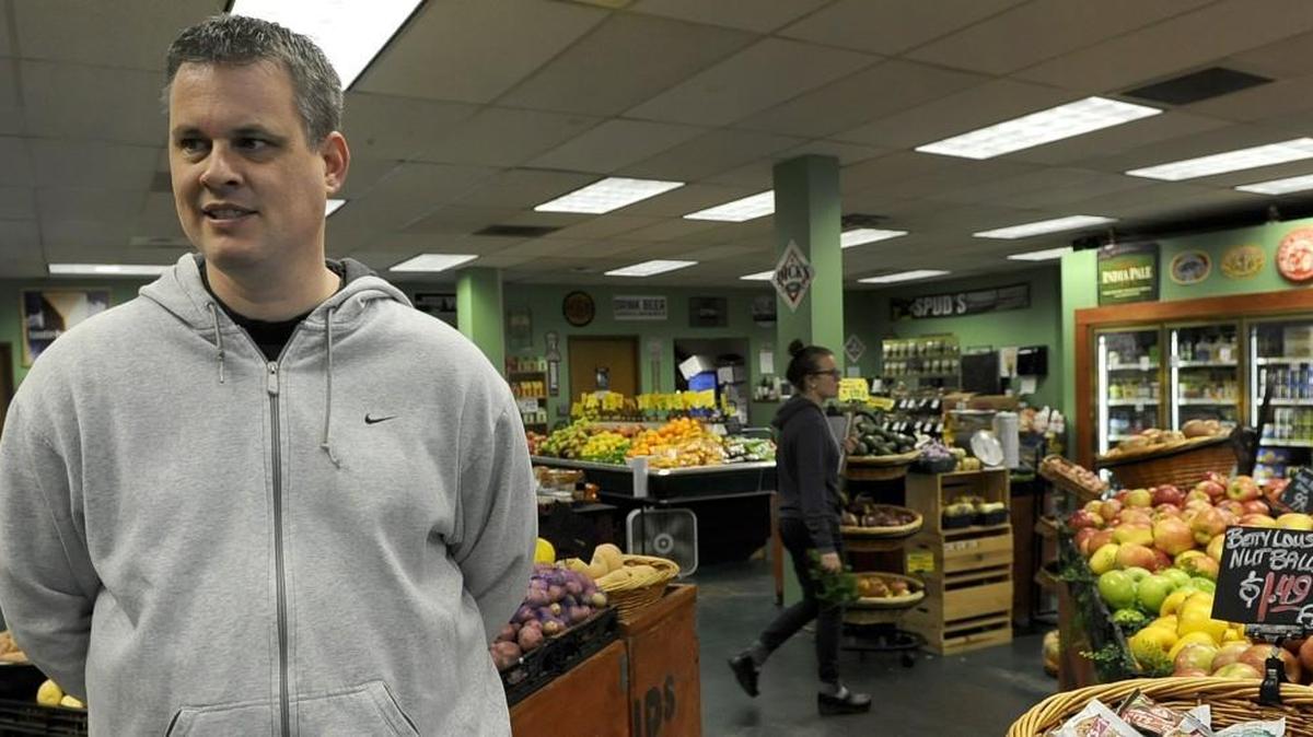 Spud’s Produce Market owner Dave Jekel has been pleased with the positive response from the neighbors who have become regulars at his market in the Wildwood Building.