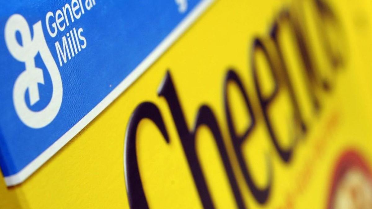 Executives from General Mills, Mondelez and other packaged goods makers will attend a three-day gathering hosted by Amazon in May. According to Bloomberg News, the online retailer is promoting the concept of bypassing grocery stores and selling direct to consumers online.