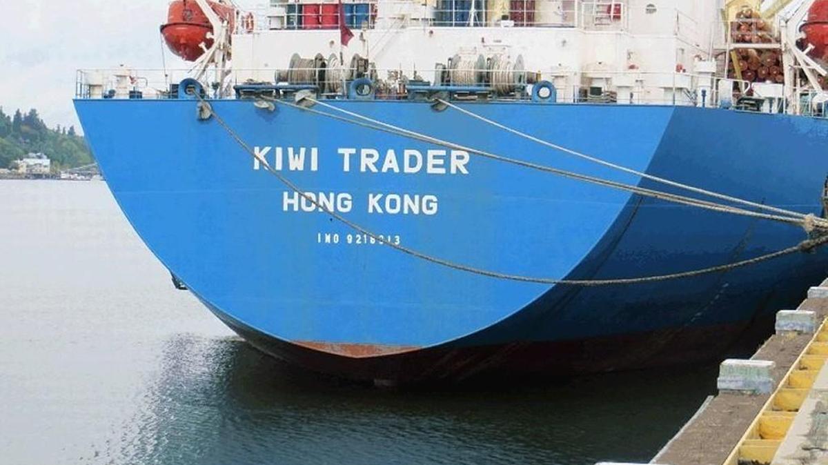 Kiwi Trader will load logs at the Port of Olympia this week.