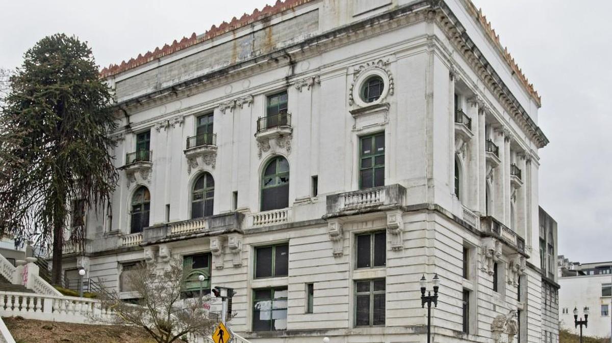 Downtown Tacoma’s historic Elks Temple will open as a McMenamins in summer 2017, the company told The News Tribune on Tuesday. Predevelopment work began this week, and renovation will begin in earnest in the spring.