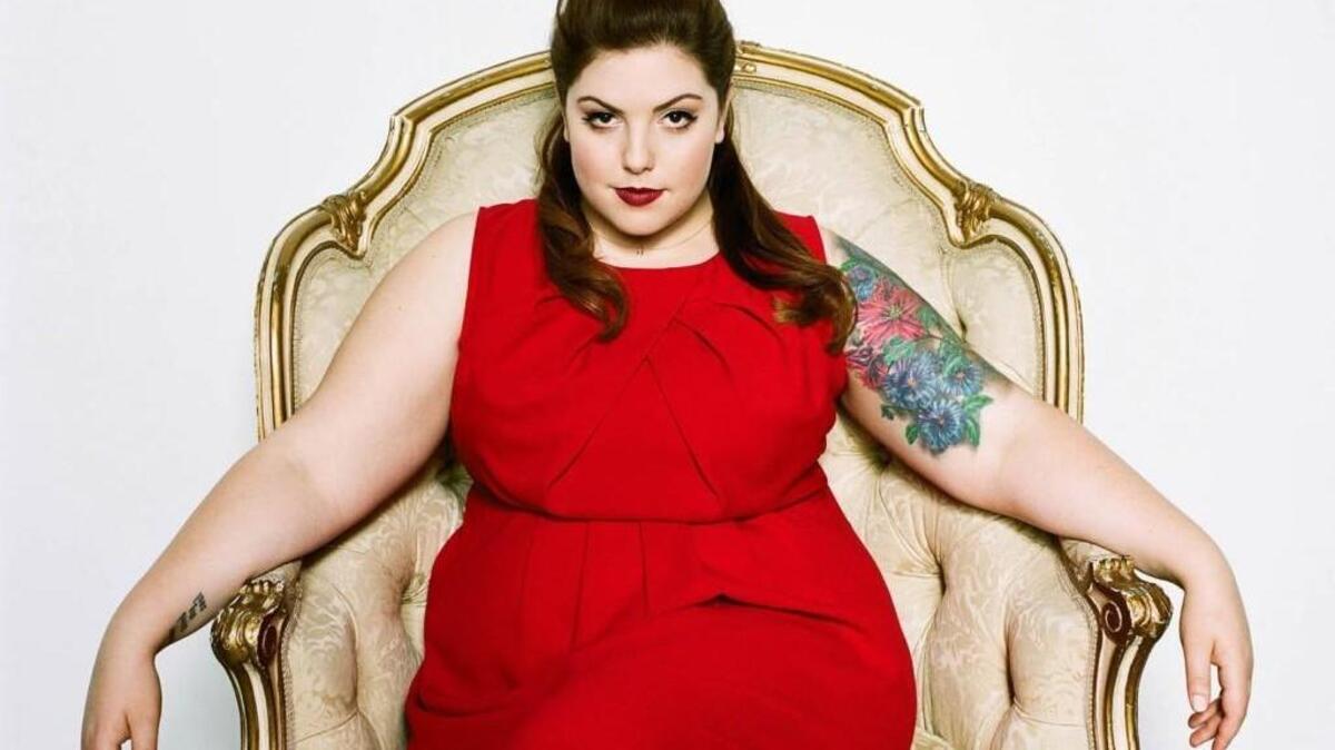 Two-time Grammy nominee, singer/songwriter, poet and activist Mary Lambert will perform a benefit concert for Pizza Klatch at the Washington Center for the Performing Arts on Saturday evening.