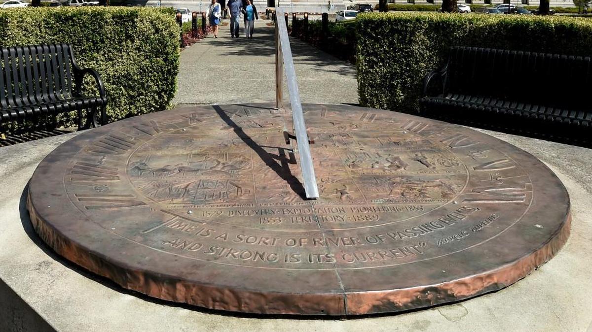 The Capitol Campus sundial is scheduled to be removed this week and shipped to Seattle to repair damage caused by vandals in the mid-1990s.