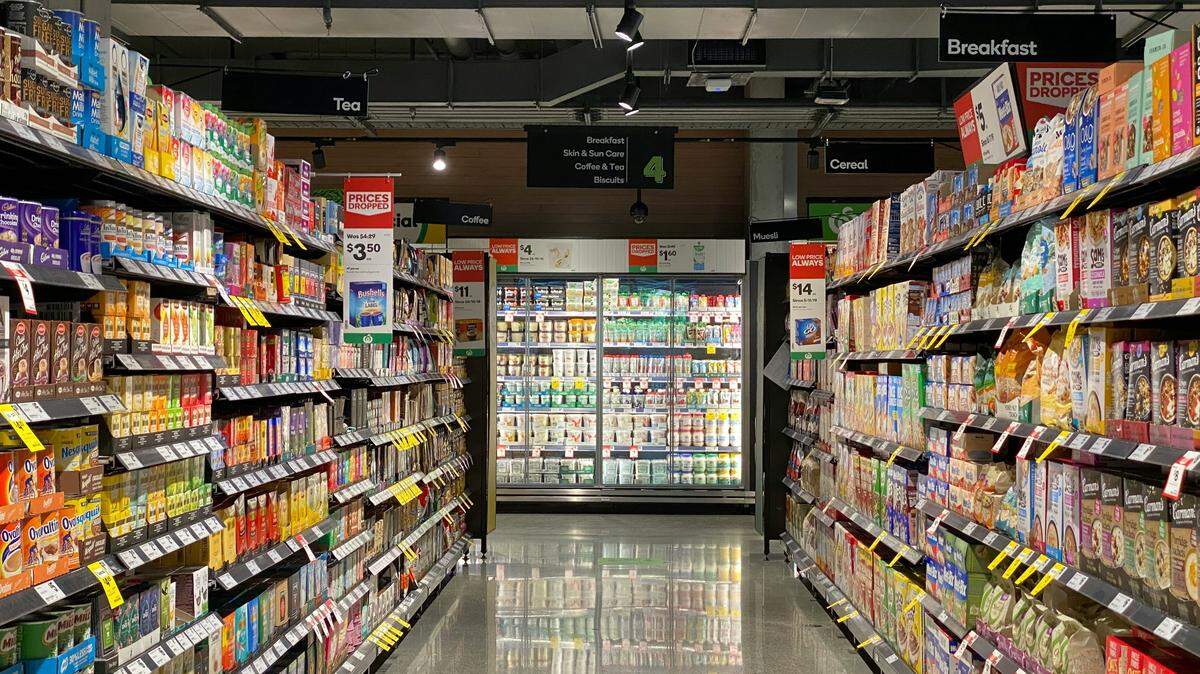 Missing something for the New Year’s Eve party, or just looking to get a jump start on grocery shopping? Here’s which stores are open for New Year’s.