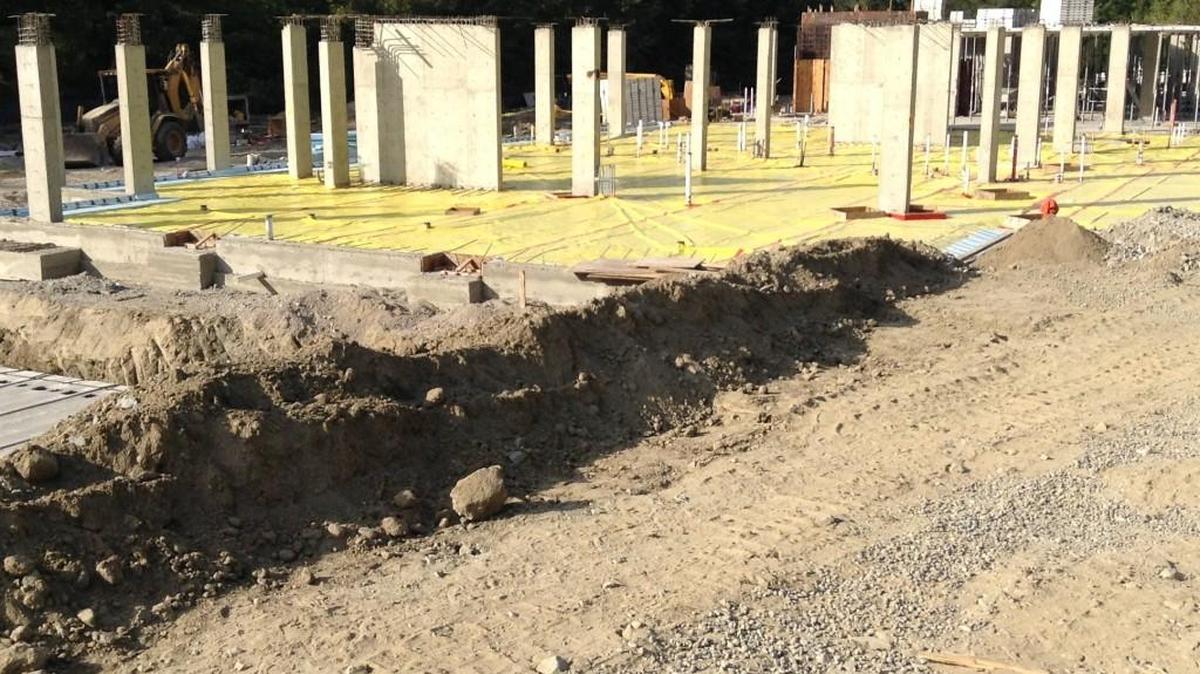 
The Hilton Garden Inn is rising from the ground in Olympia at Interstate 5 and the Henderson Boulevard roundabout.

