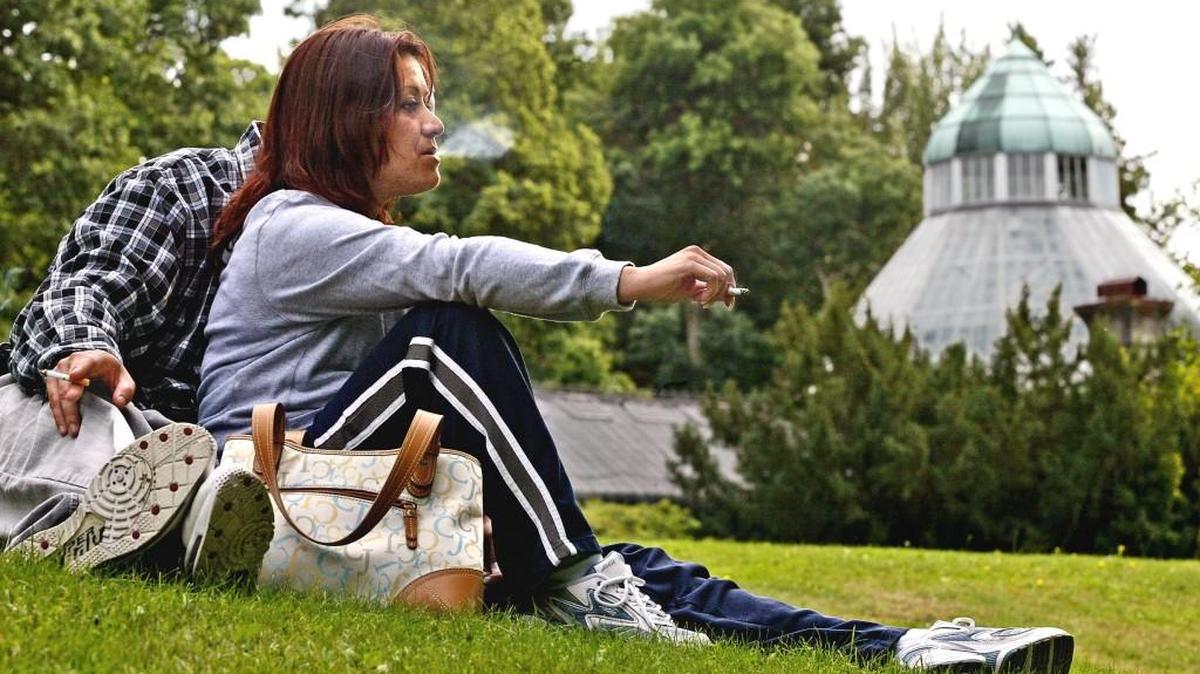 Lacey’s parks board has recommended that smoking only be allowed in designated areas. A Lacey City Council committee will take up the issue next month.