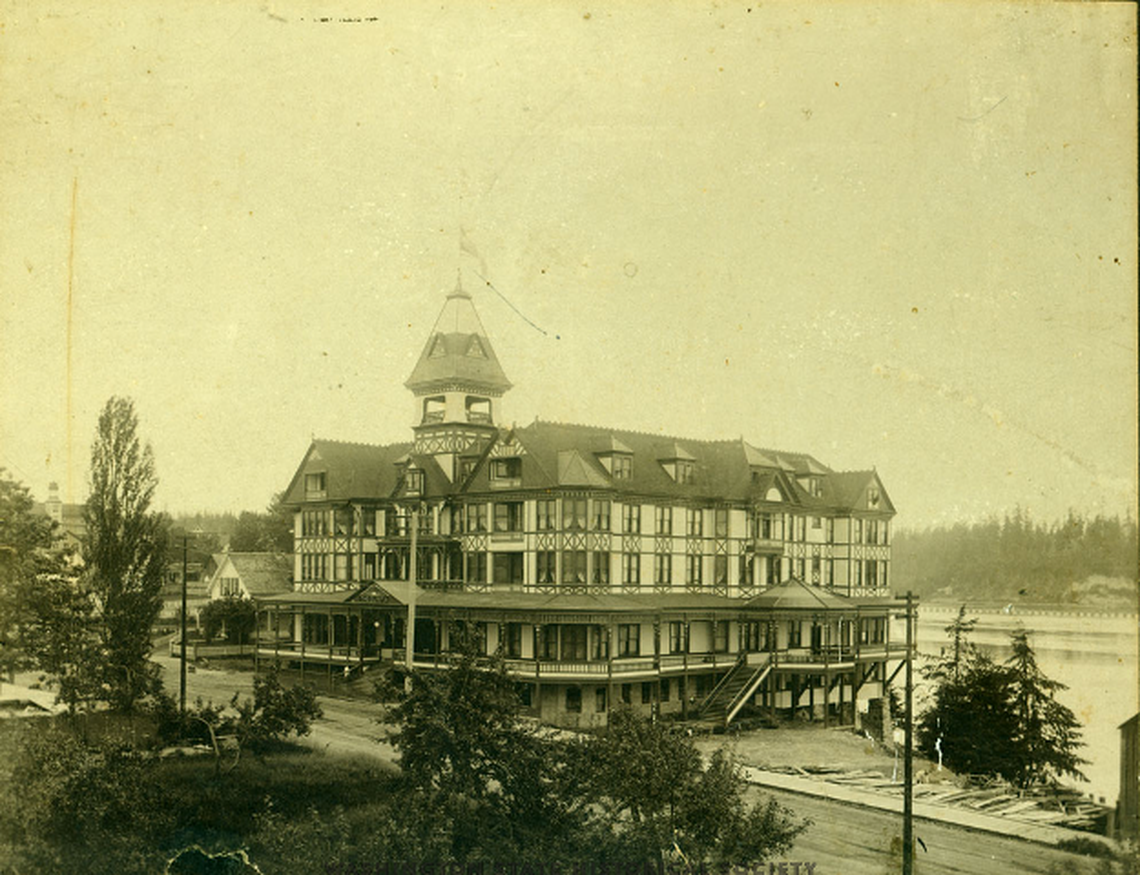 As Territorial Government grew in the 1880s, the need for lodging for legislators and assorted hangers-on became apparent. Several local business people, including self-described capitalist Pamelia Case Hale, financed the imposing Olympia Hotel. It was on Main Street (Capitol Way), north of Eighth Avenue. It burned in a spectacular fire in 1901. Image selected and captioned by Deborah Ross on behalf of the Olympia Historical Society and Bigelow House Museum, https://olympiahistory.org.