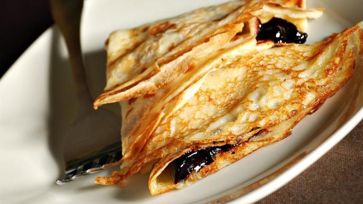 Start the New Year with traditional Swedish pancakes at Fords Prairie Grange. Swedish pancakes are like crepes. Sometimes they are folded up into triangles.