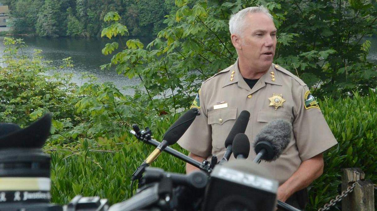 Thurston County Sheriff John Snaza during a news conference in 2019.