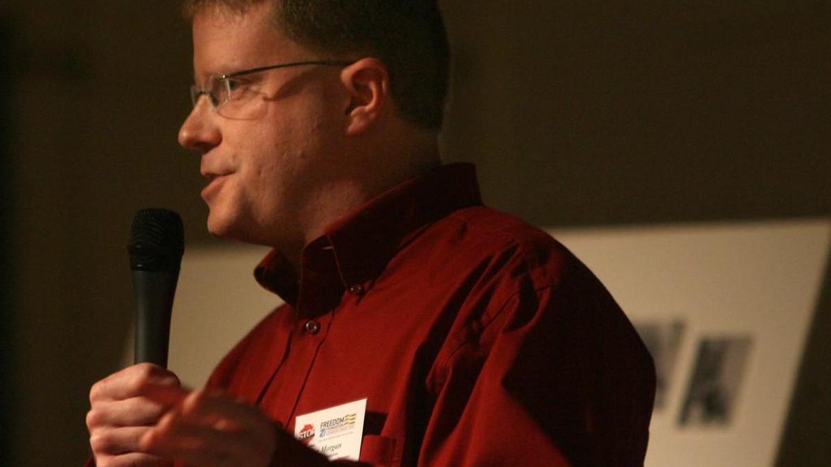 Speaking in Rochester’s Swede Hall, STOP Thurston County organizer Glen Morgan begins a town hall meeting Thurston County land-use issues. Morgan has resigned from the Rochester School Board, and the district is taking letters of interest for the position through Feb. 8.