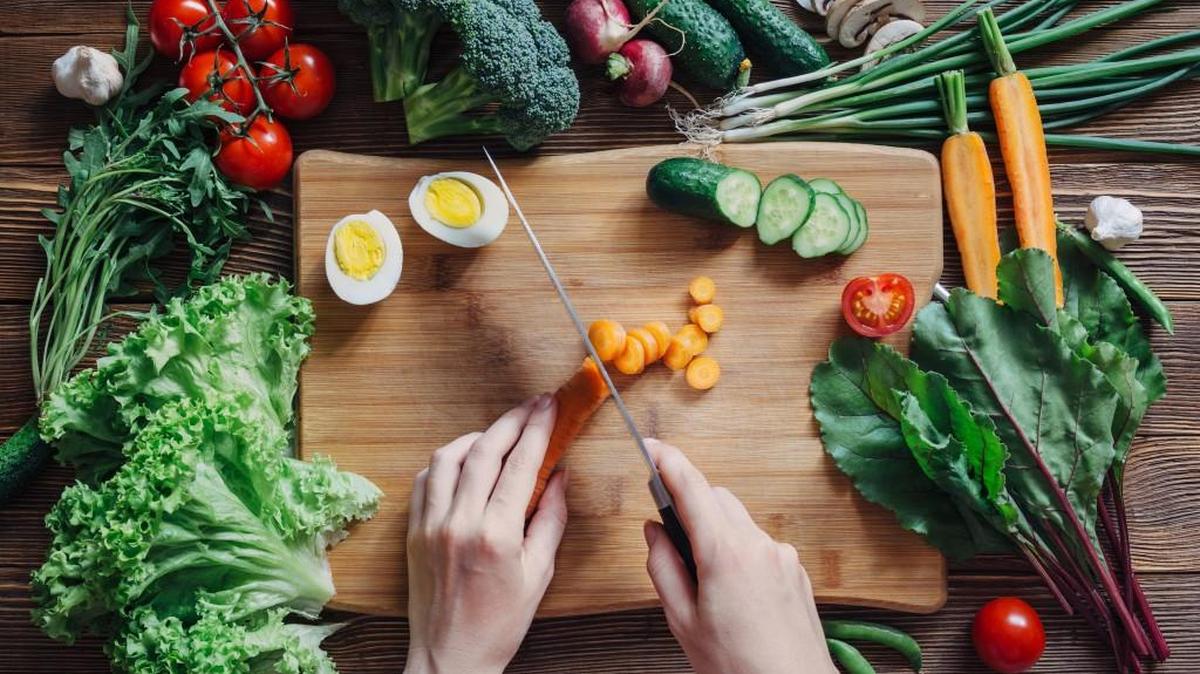 Think paleo has to do with dinosaurs? Has the term probiotics got you stumped? Dr. Brad Ellisor will explain the top trends in nutrition Tuesday evening at the Tumwater Timberland Library.