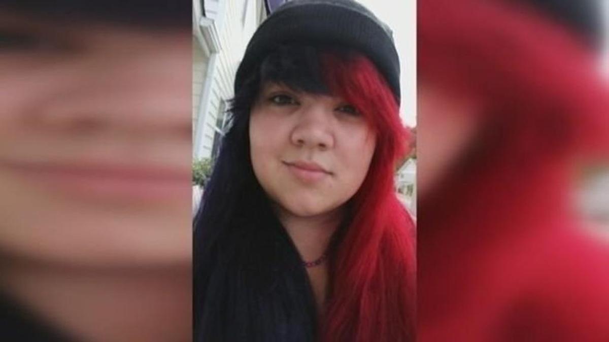 
Police are seeking help with information on a missing teen girl. Police said the mother of 15-year-old Phoebe McEnry reported that she had not returned from school Friday.
