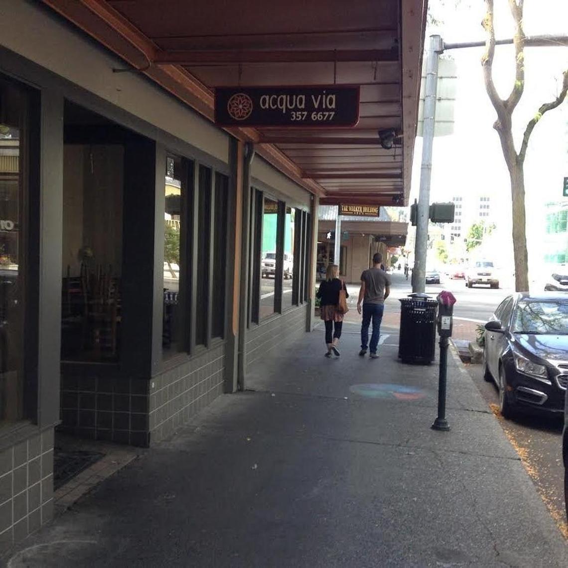 After eight years of business, the downtown Olympia restaurant, Acqua Via, has closed.