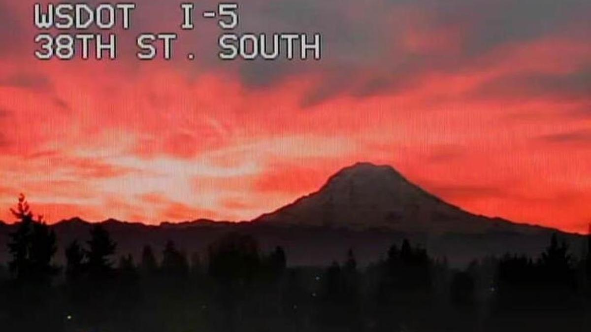 Sunrise photos were lighting up social media on Tuesday morning. Here’s a view of the spectacular sunrise from a traffic cam in Tacoma.