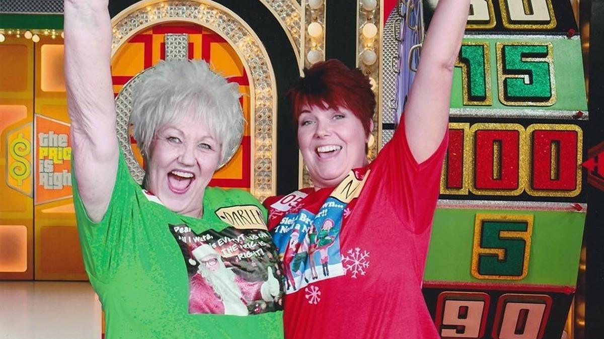Tina Goss, right, with her mother-in-law, Darlene Goss, at a taping of “The Price is Right” in November.