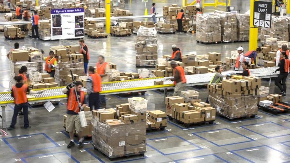 Amazon is looking to hire part-time employees for Amazon Fresh.