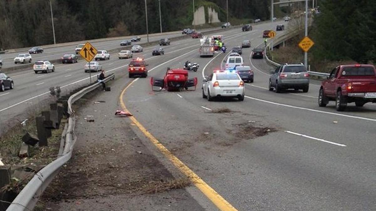 A rollover accident has slowed traffic on a ramp leading to northbound I-5 in Olympia.