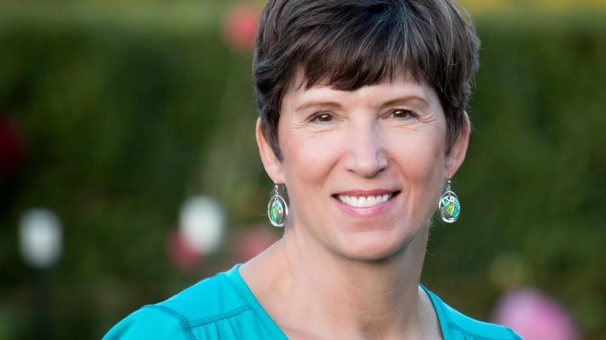 
Laurie Dolan
