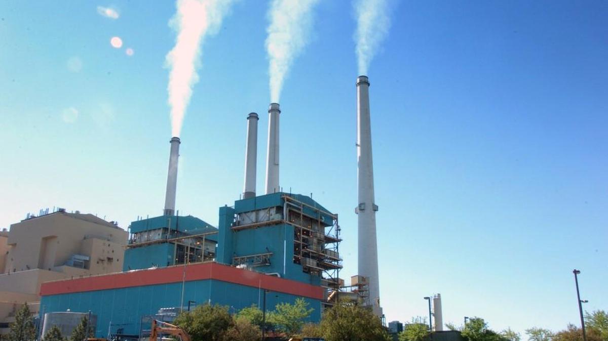 The Colstrip Steam Electric Station, a coal burning power plant in in Colstrip, Mont., could become a topic of discussion in this year’s legislative session in Washington. The power plant, owned in part by Puget Sound Energy, supplies large amounts of energy to the state.