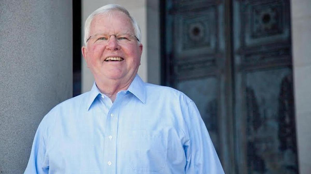 State Sen. Sam Hunt has agreed to pay a fine to resolve a campaign finance disclosure case dating back to last November’s election.