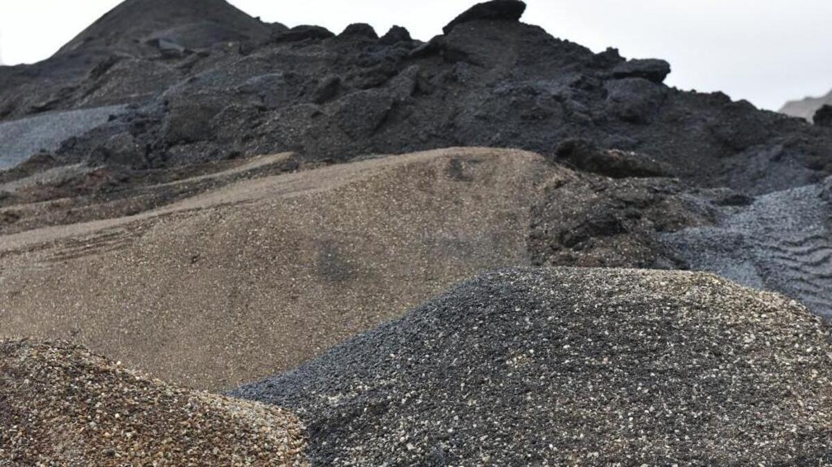 Unprocessed asphalt at Lakeside Industries’ Nisqually operation.