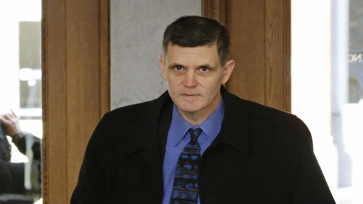Washington state auditor Troy Kelley arrives at the federal courthouse in Tacoma in March for the start of his federal trial.