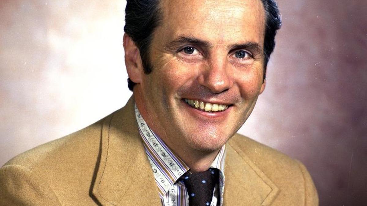 
Leonard Sawyer
