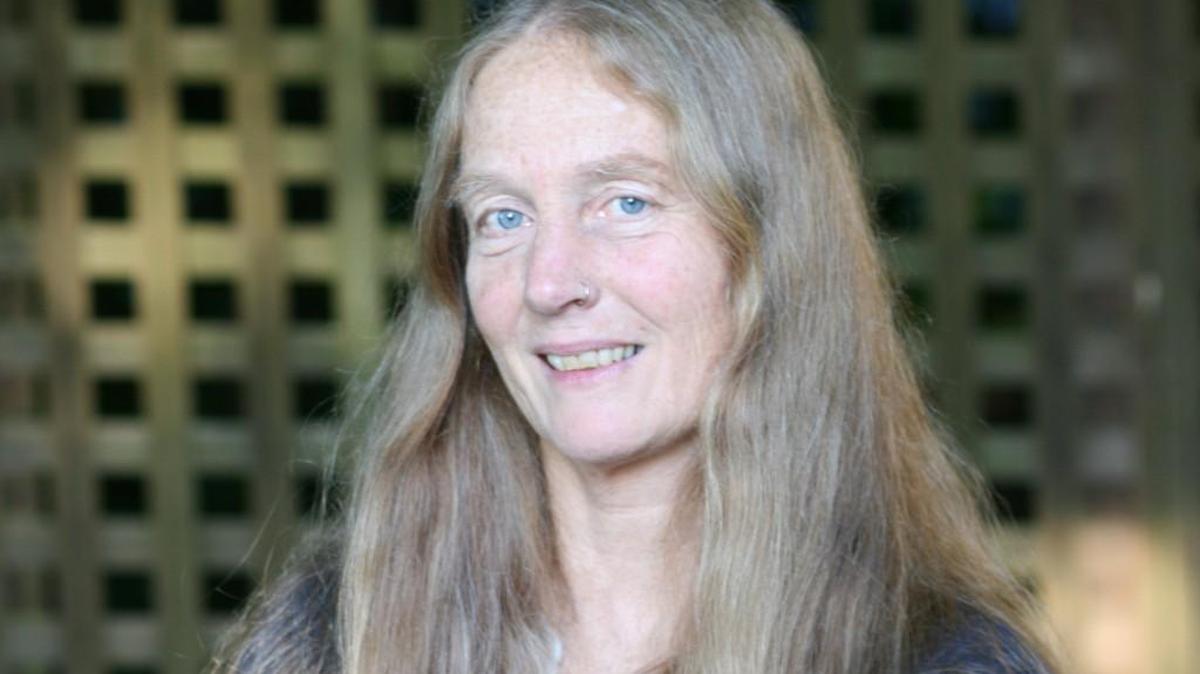 ISHBEL DICKENS