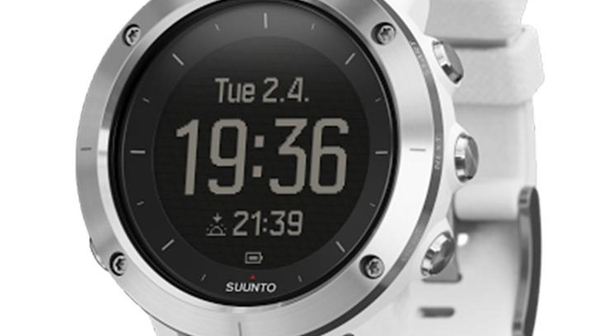 The Suunto Traverse GPS watch uses integrated GPS technology to offer state-of-the-art tracking for hiking and trekking.